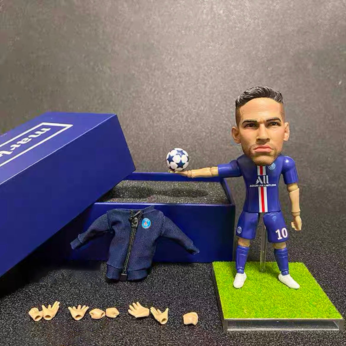 Football Star Action Figures - CR7, Messi, Neymar, Mbappé - 12-15cm Altura - Mini Bonecas de Futebol