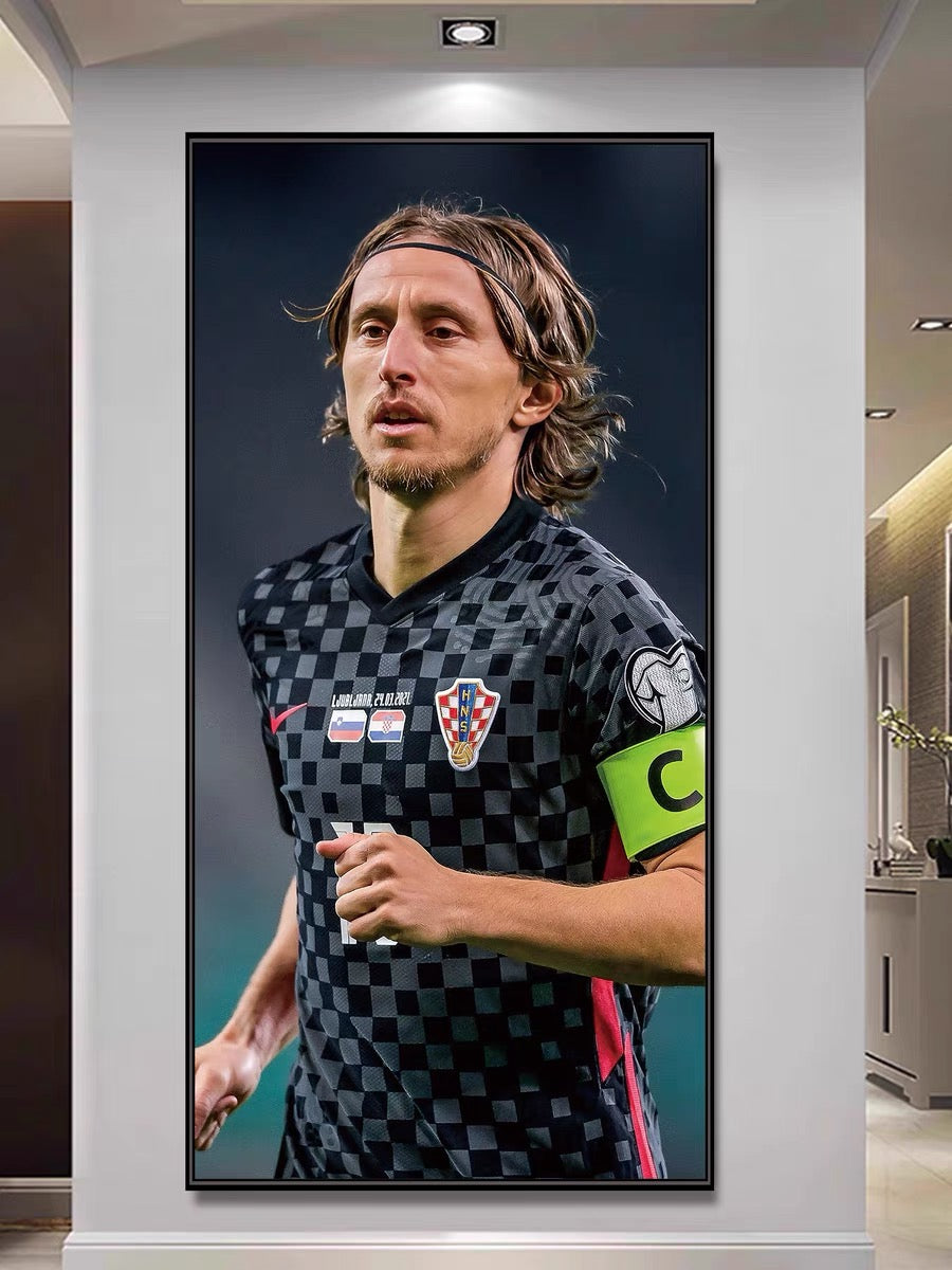 Luka Modric Real Madrid - Vertical 1:2 WallArt - Crystal Porcelain Painting - Aluminum Frame
