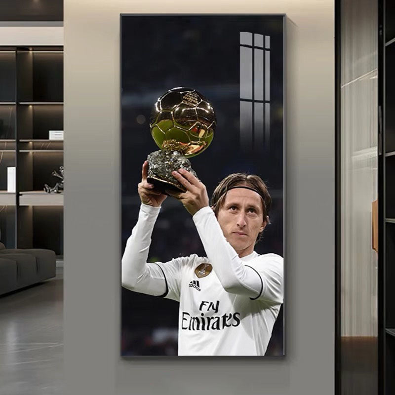 Luka Modric "The Magician" - Vertical 1:2 WallArt