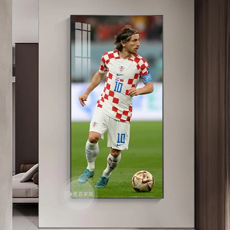 Luka Modric "The Magician" - Vertical 1:2 WallArt