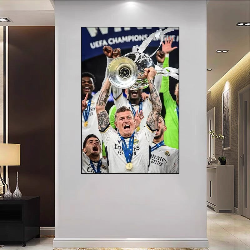 Toni Kroos Real Madrid WALL ART - Crystal Porcelain Painting - Aluminum Frame