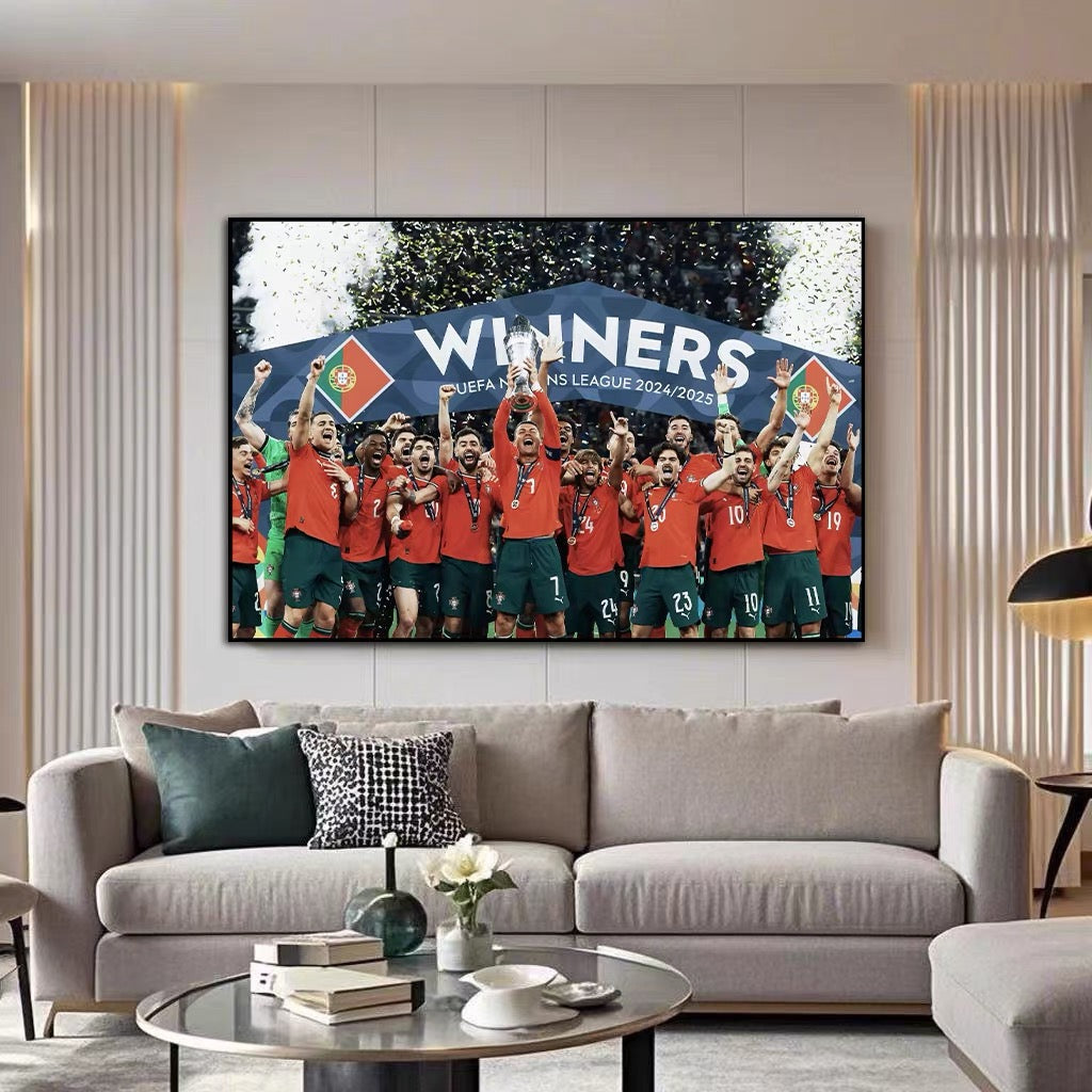 Cristiano Ronaldo – 2025 Nations League Champion with Portugal 🇵🇹 2:3 WallArt